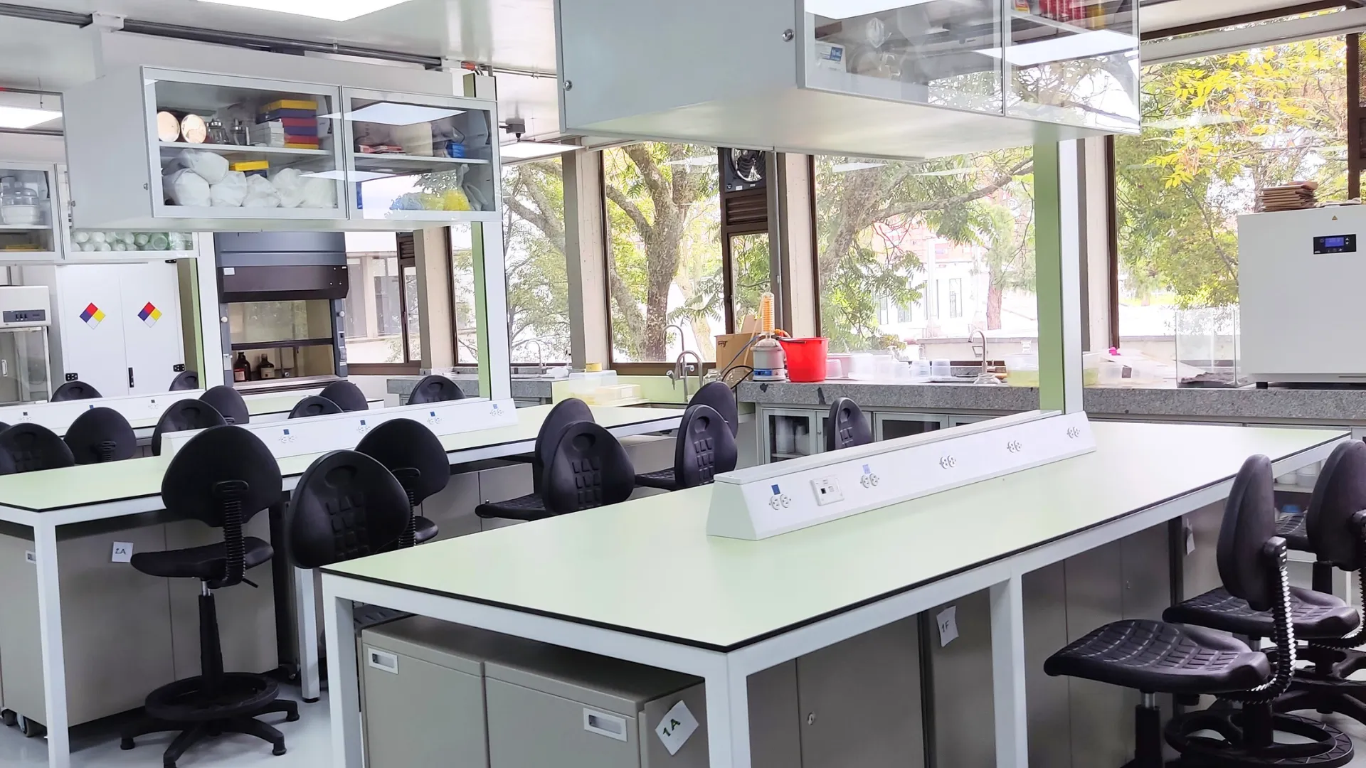 Geométrica Modular - Amoblamiento para Laboratorio - productos 3
