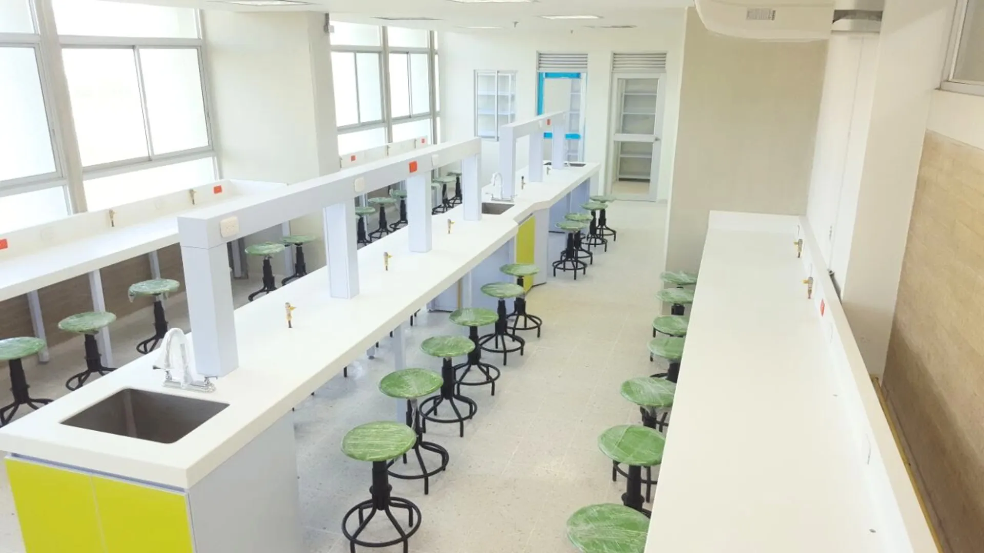 Geométrica Modular - Amoblamiento para Laboratorio - productos 4