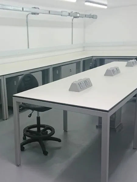Mobiliario para laboratorio